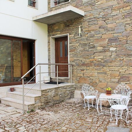 Gasthaus Moinho Da Ponte Velha Bragança Exterior foto