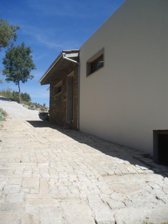 Gasthaus Moinho Da Ponte Velha Bragança Exterior foto