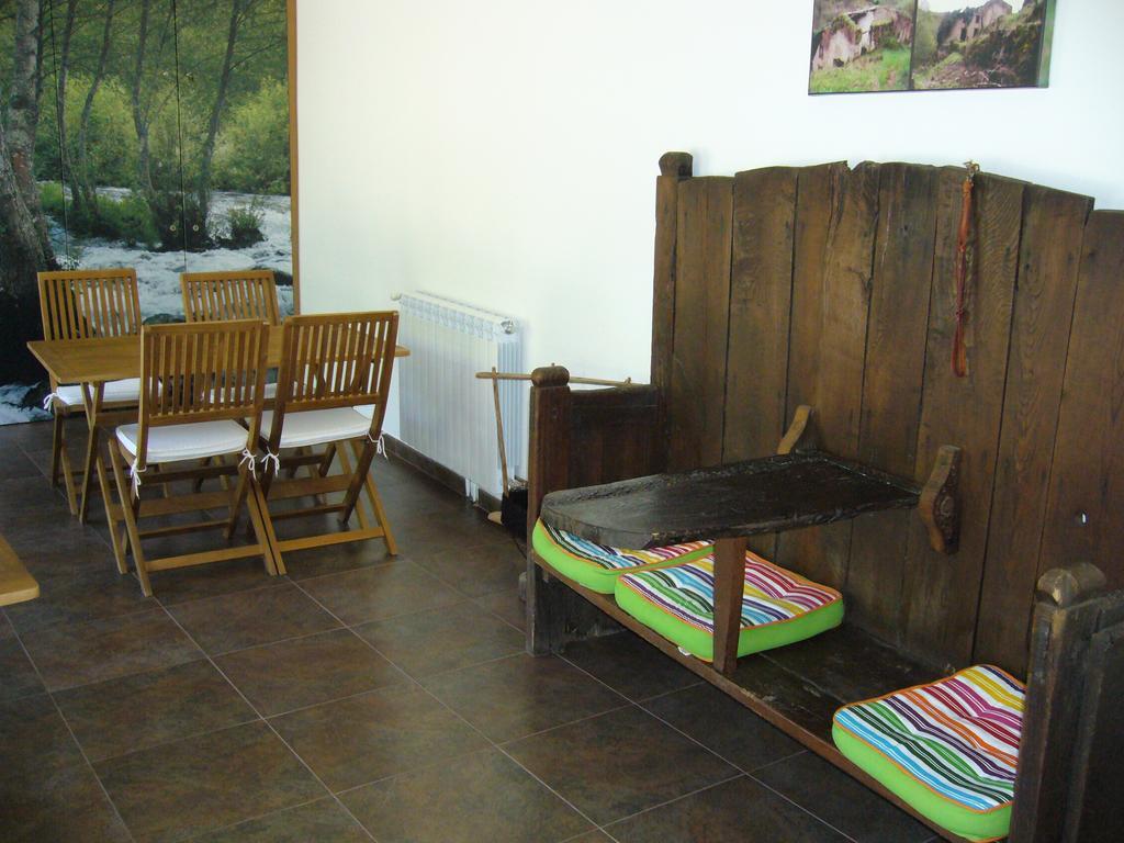 Gasthaus Moinho Da Ponte Velha Bragança Exterior foto